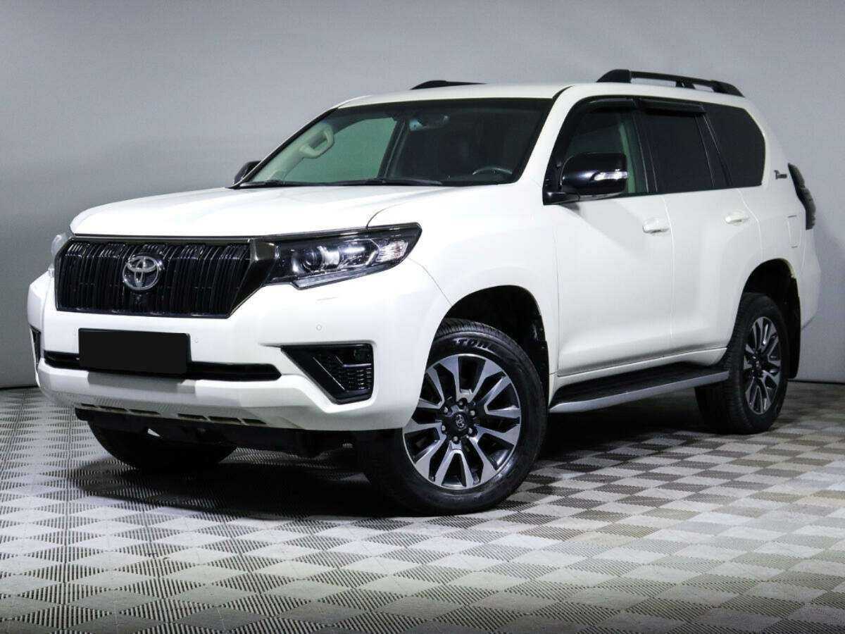 Купить Toyota Land Cruiser Prado, 2022, 4 296 км, фото №1