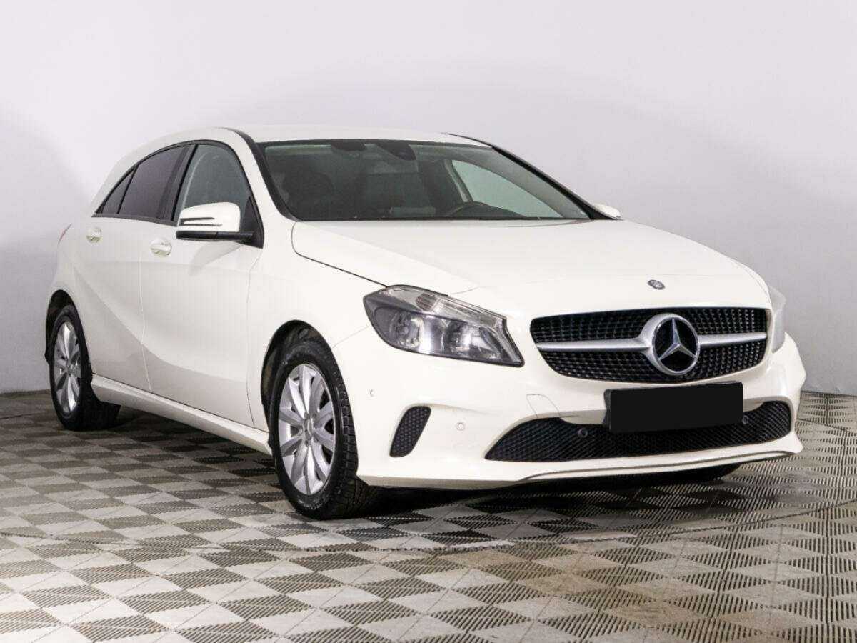 Купить Mercedes-Benz A-Класс 180, 2016, 84 242 км, фото №3