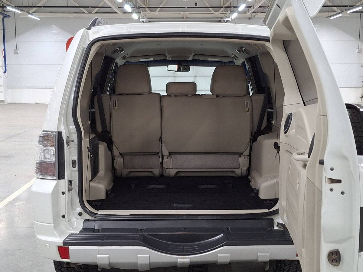Купить Mitsubishi Pajero IV Рестайлинг 2, 2020, 108 047 км, фото №10
