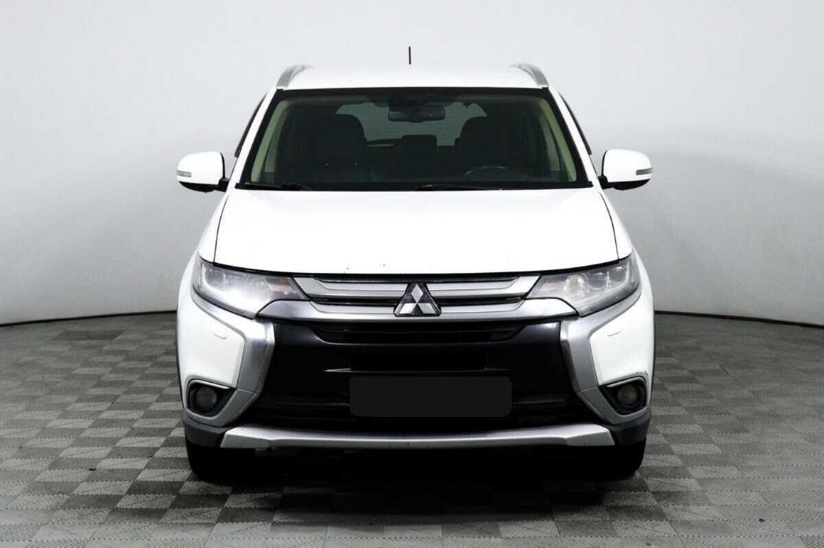 Купить Mitsubishi Outlander, 2016, 129 680 км, фото №2