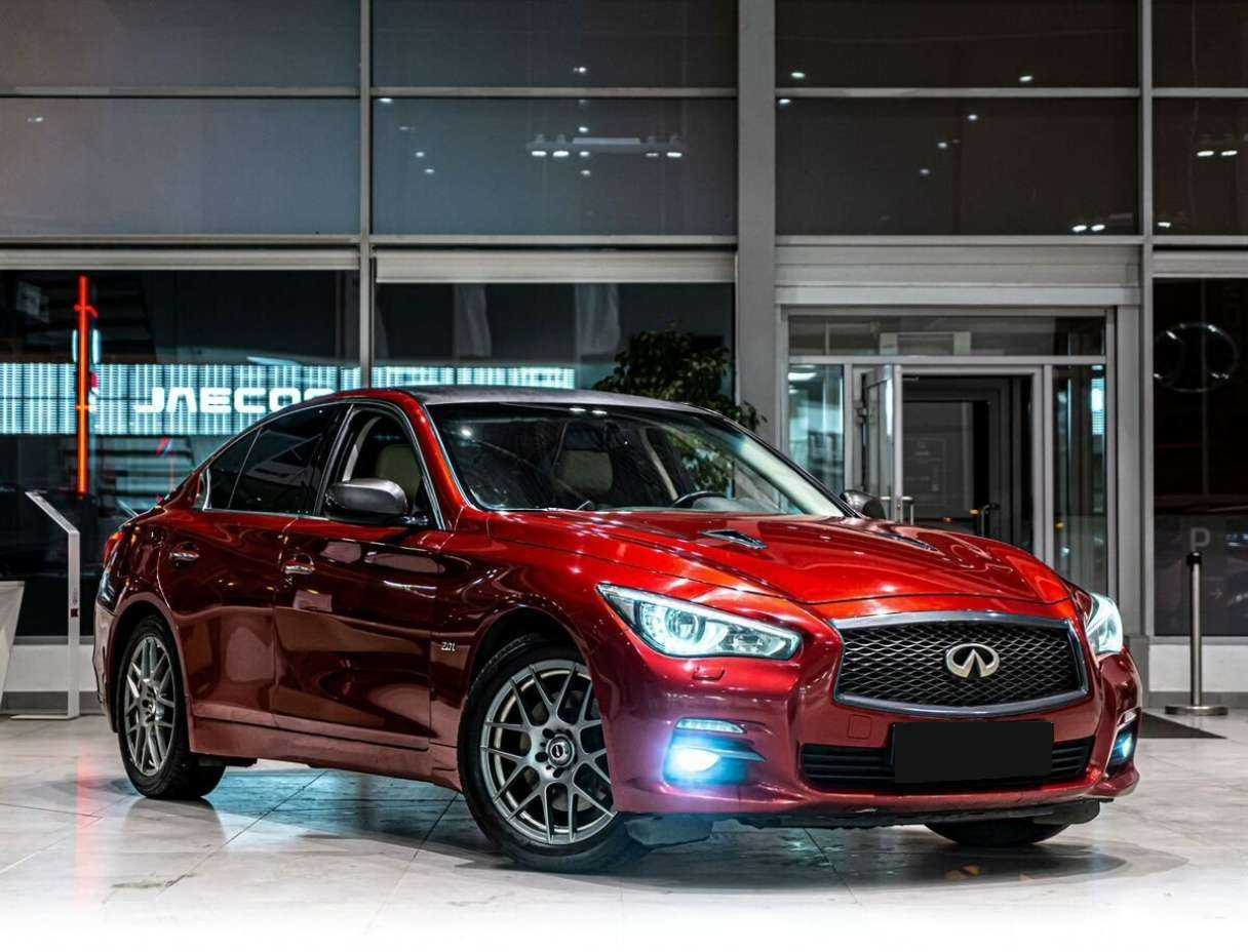 Купить Infiniti Q50, 2014, 96 000 км, фото №2