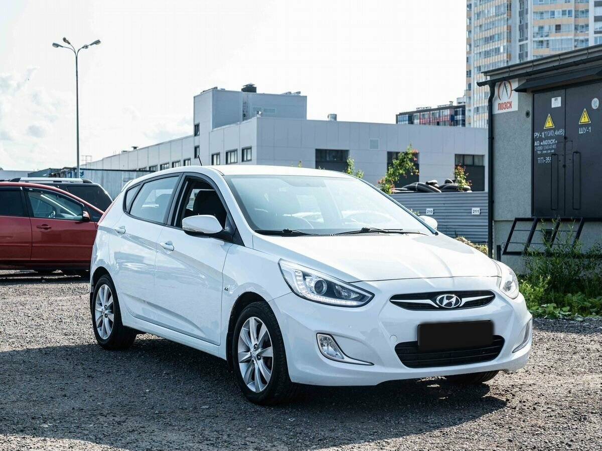 Купить Hyundai Solaris, 2014, 196 910 км, фото №3