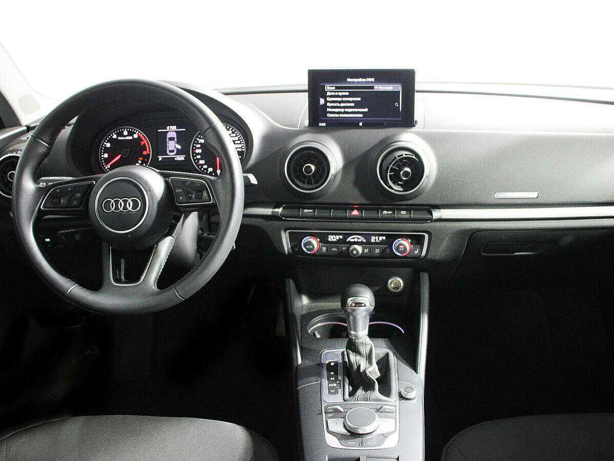 Купить Audi A3, 2019, 49 537 км, фото №11