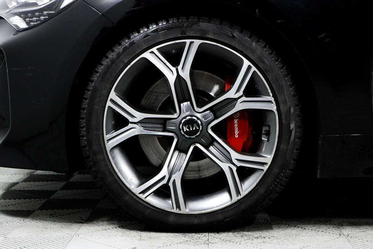 Купить Kia Stinger, 2018, 148 300 км, фото №14