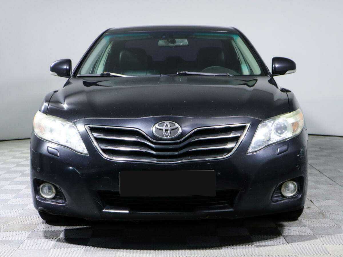 Купить Toyota Camry, 2011, 144 000 км, фото №2