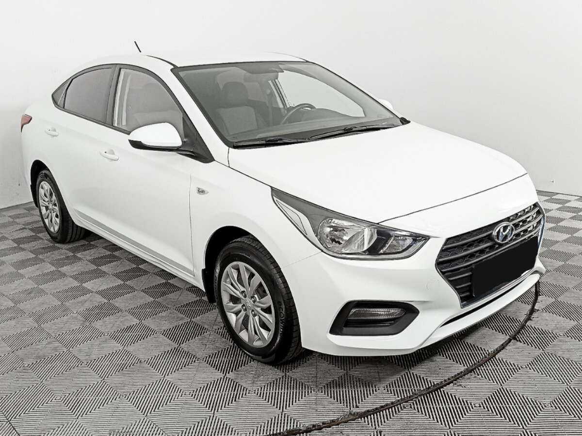 Купить Hyundai Solaris, 2017, 48 102 км, фото №3