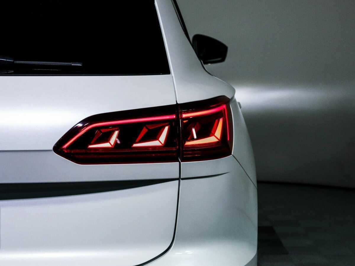 Купить Volkswagen Touareg, 2019, 50 725 км, фото №18