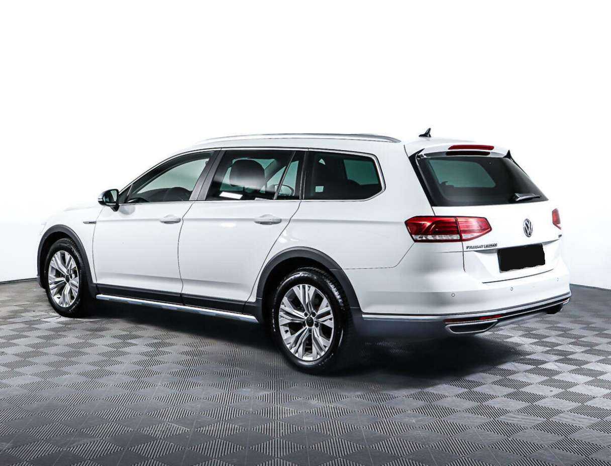 Купить Volkswagen Passat Alltrack, 2018, 60 115 км, фото №7