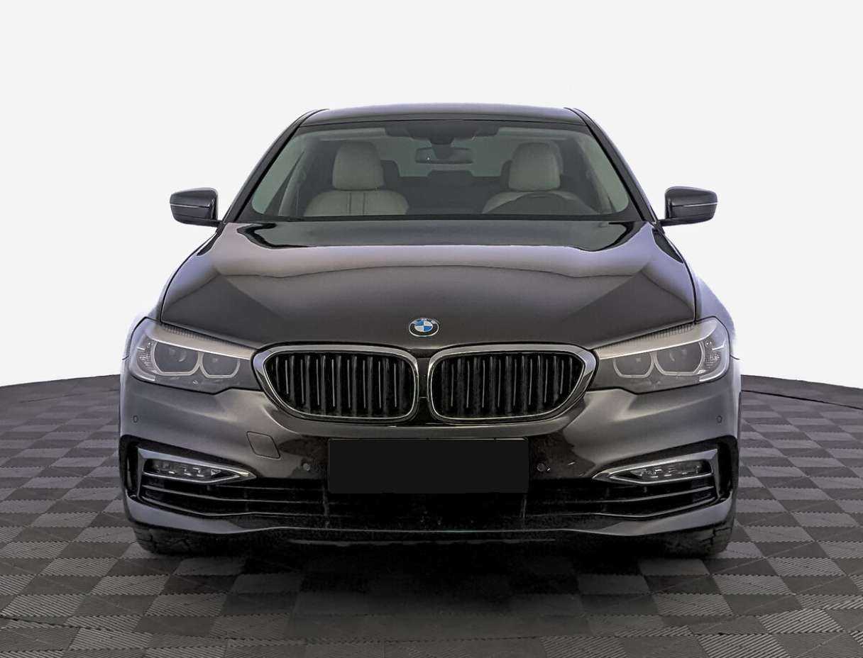 Купить BMW 5 серии 520i, 2017, 114 874 км, фото №2