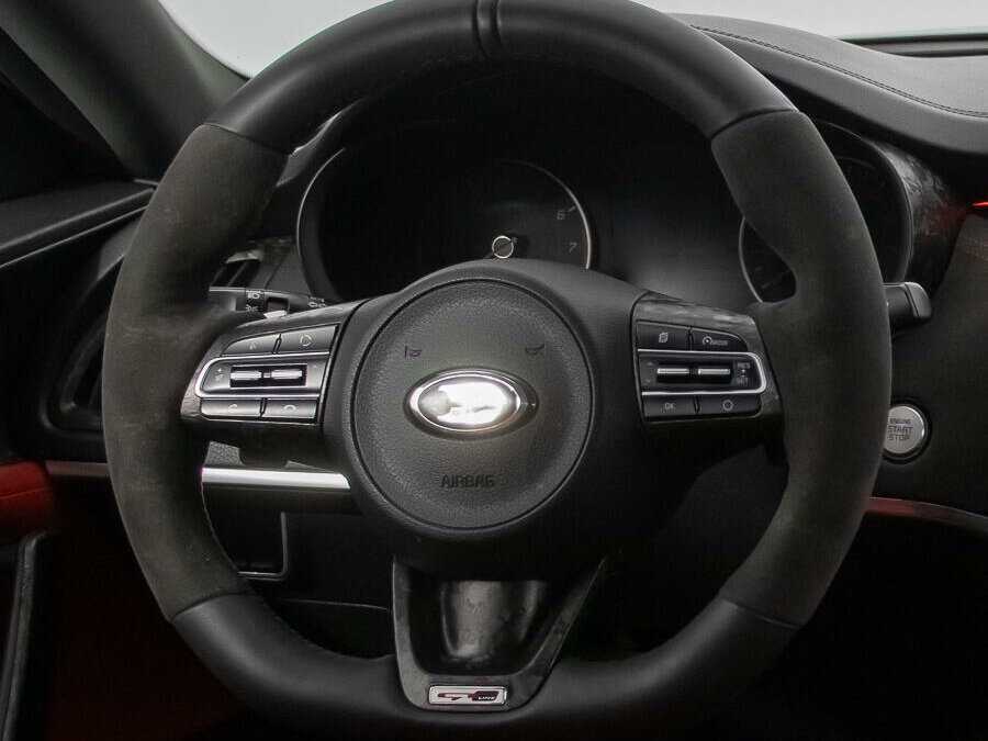 Купить Kia Stinger, 2018, 123 337 км, фото №15