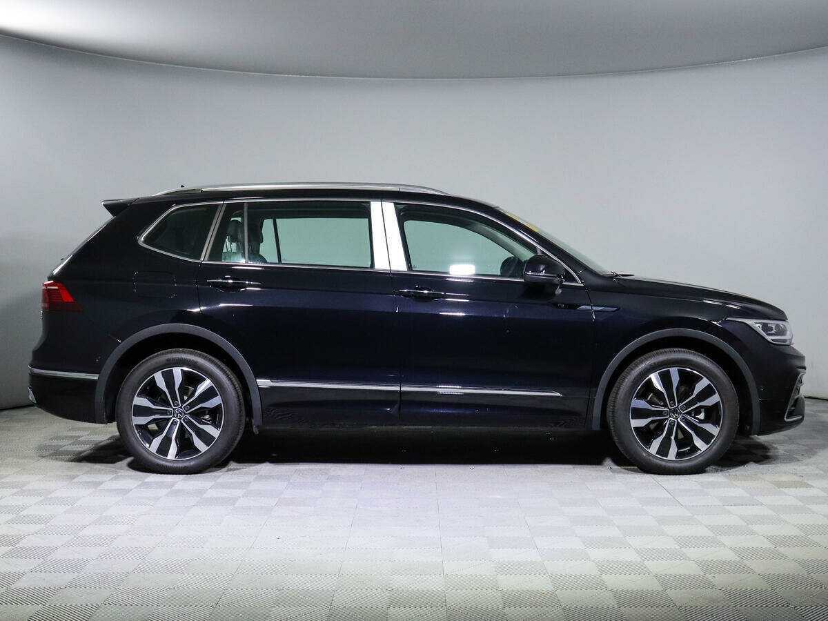 Купить Volkswagen Tiguan L, 2023, 89 км, фото №3