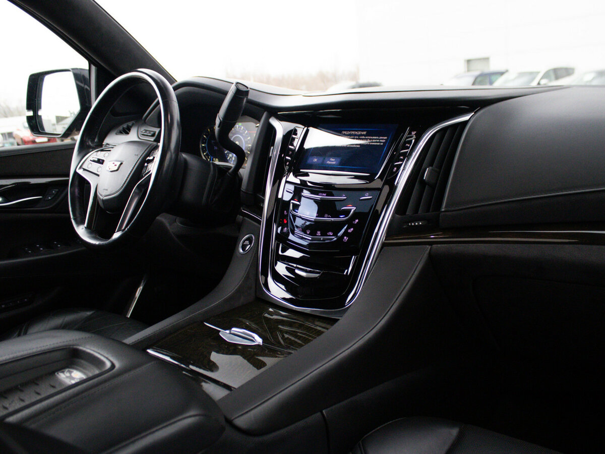 Купить Cadillac Escalade IV, 2016, 134 576 км, фото №9