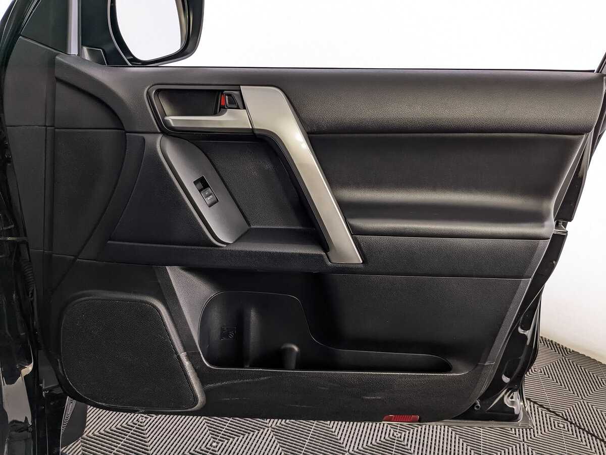 Купить Toyota Land Cruiser Prado, 2020, 86 215 км, фото №19