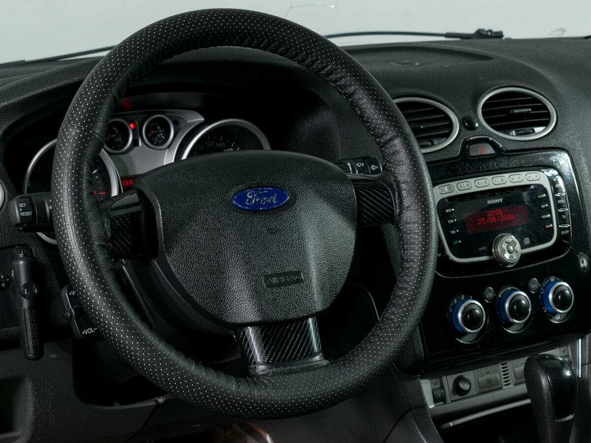 Купить Ford Focus, 2010, 213 299 км, фото №13