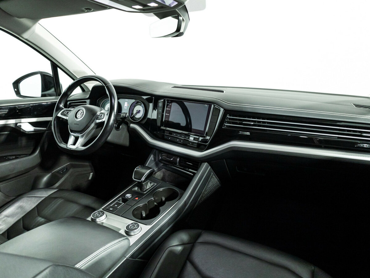 Купить Volkswagen Touareg III, 2018, 95 804 км, фото №7