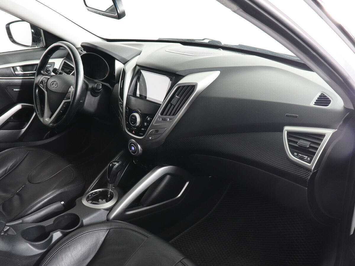 Купить Hyundai Veloster, 2011, 184 629 км, фото №9