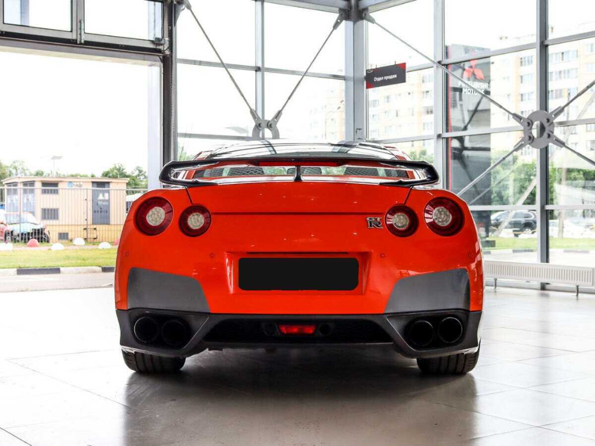 Купить Nissan GT-R, 2010, 79 648 км, фото №5