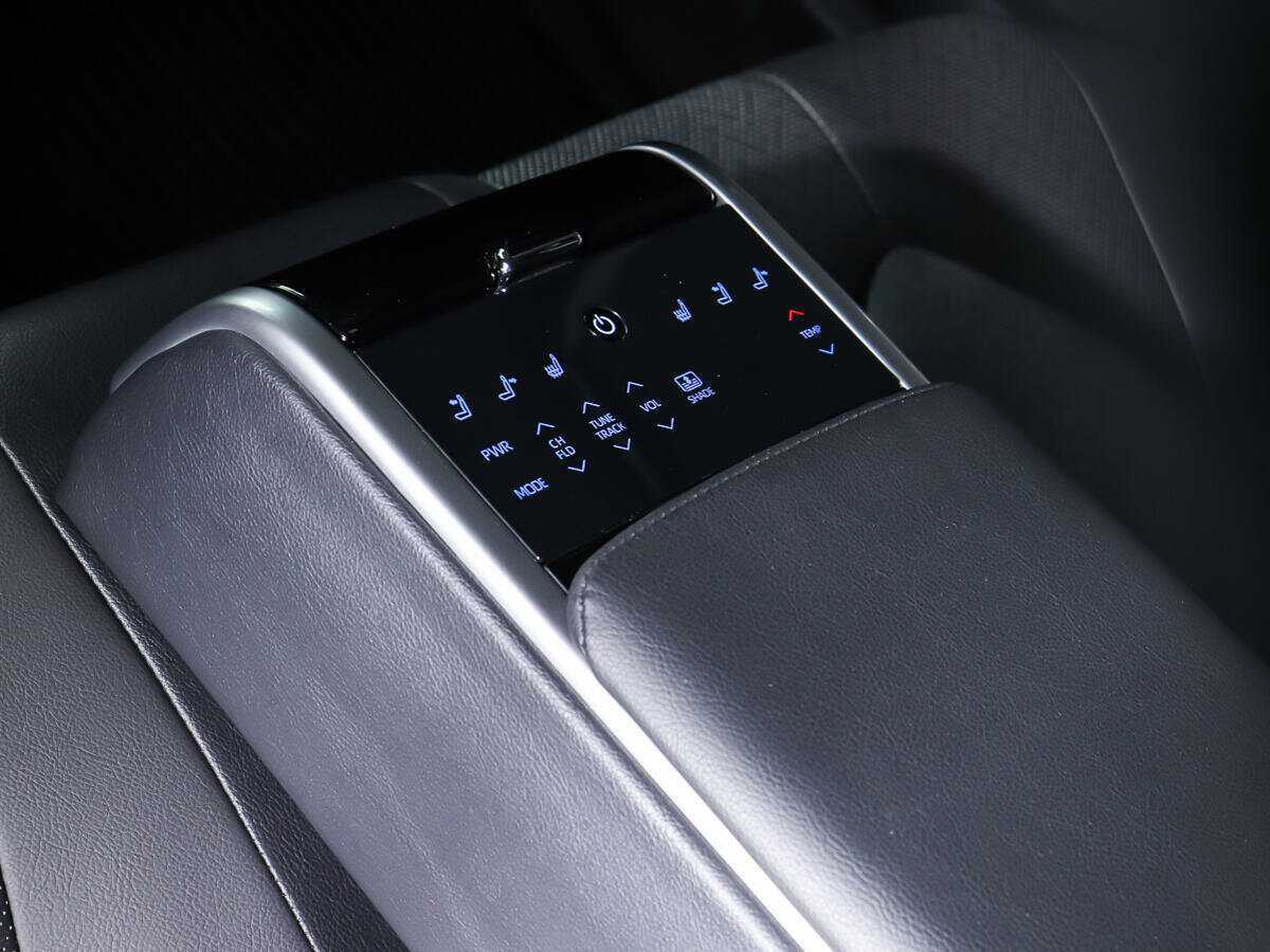 Купить Toyota Camry, 2021, 88 000 км, фото №16