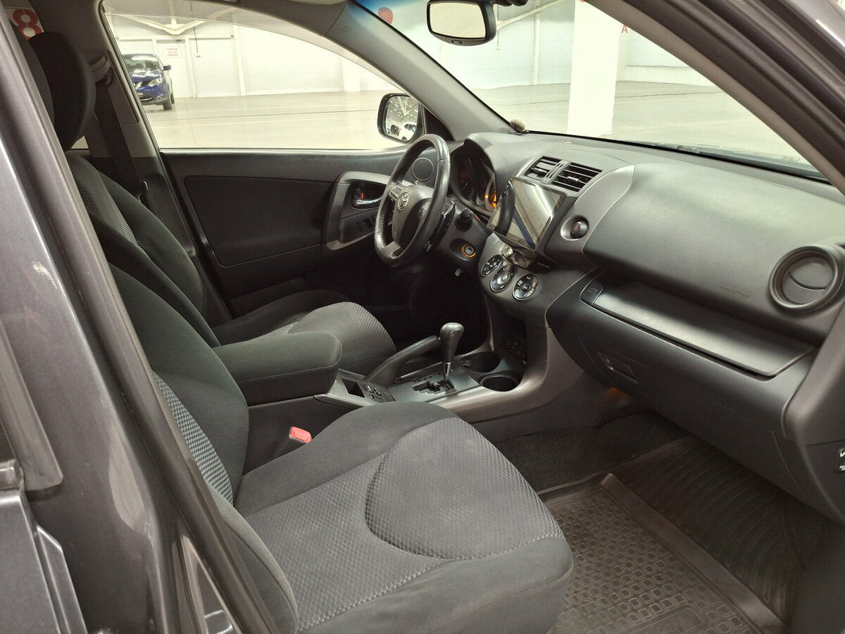Купить Toyota RAV4 III (XA30) Рестайлинг, 2011, 192 585 км, фото №11