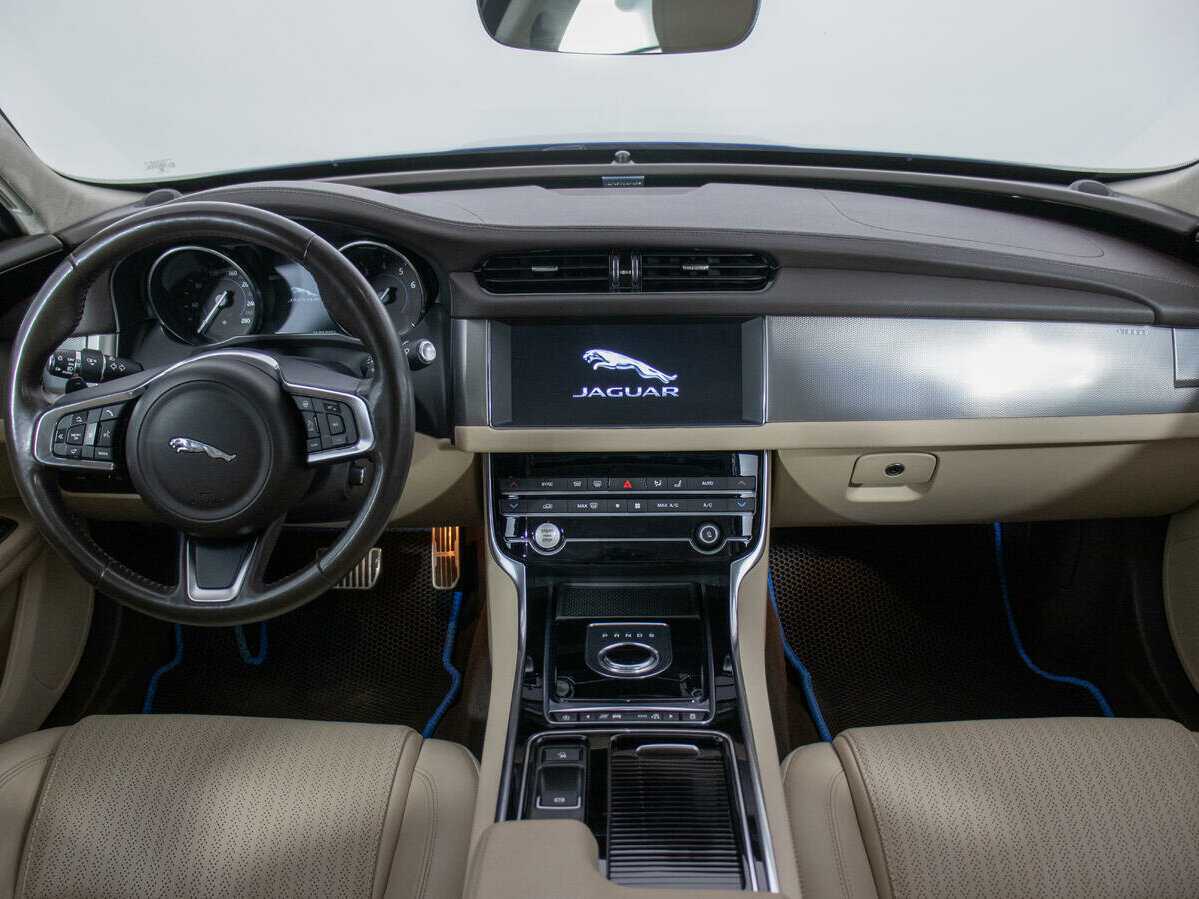 Купить Jaguar XF, 2019, 78 130 км, фото №17