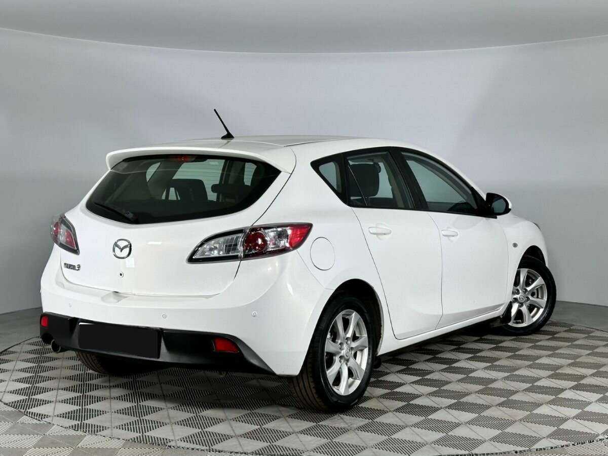 Купить Mazda 3, 2011, 216 146 км, фото №2