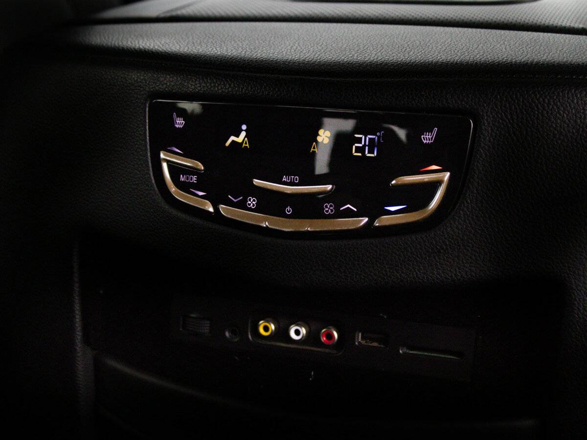 Купить Cadillac Escalade IV, 2016, 134 576 км, фото №16