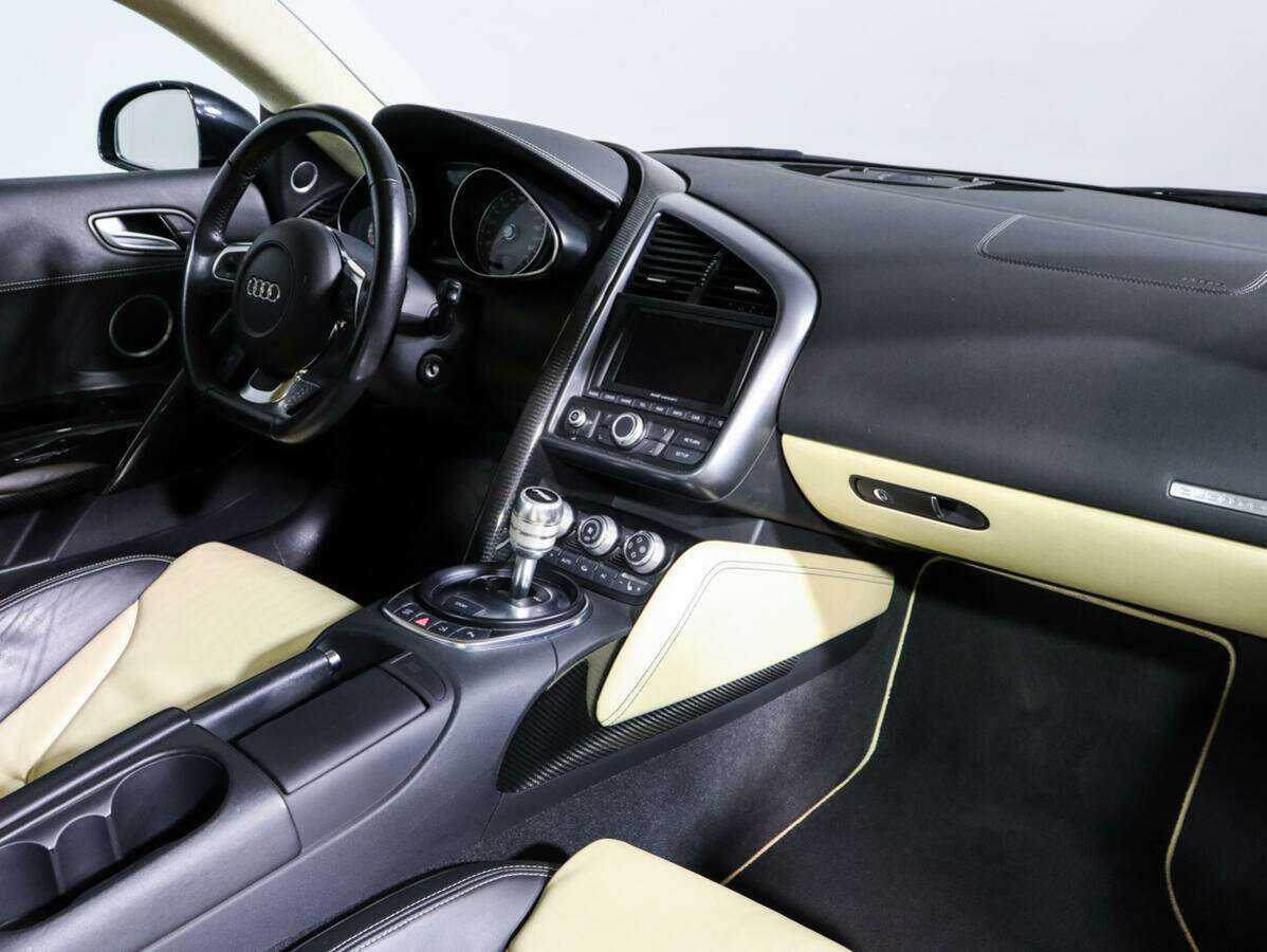 Купить Audi R8 V8, 2008, 23 736 км, фото №9