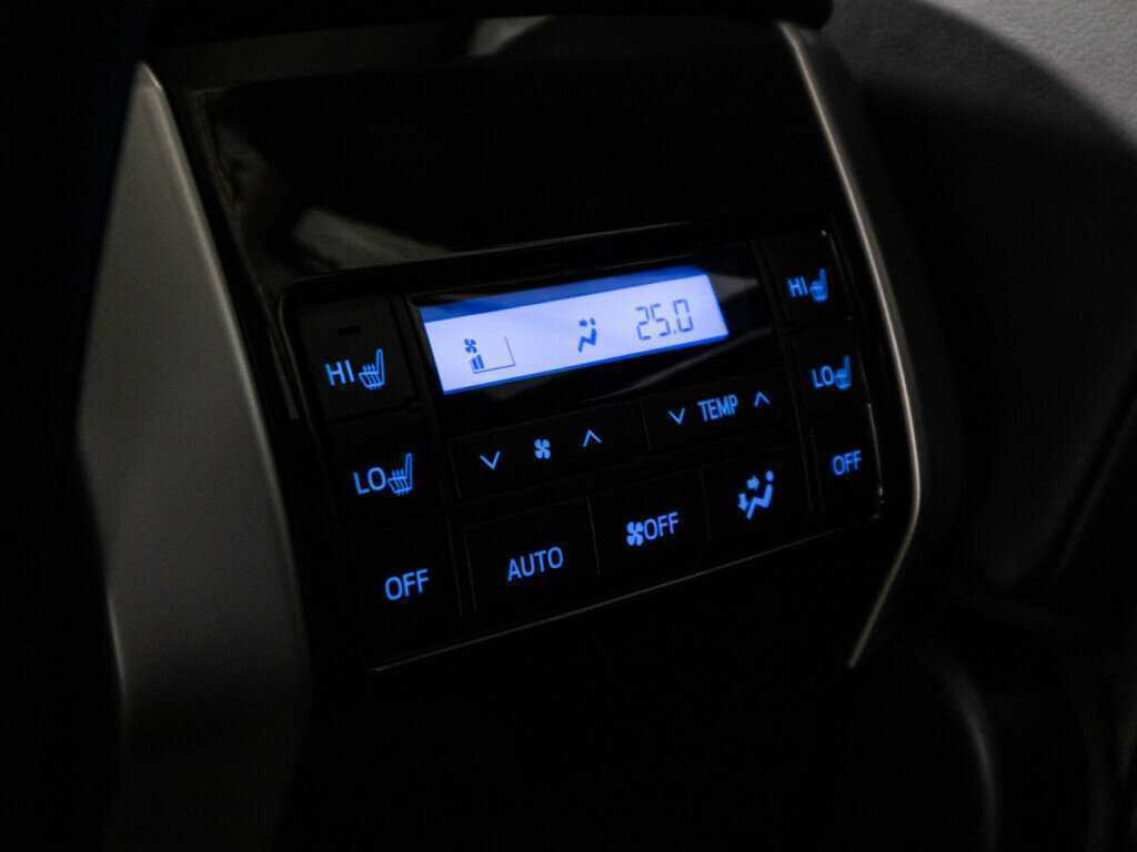 Купить Toyota Land Cruiser Prado, 2022, 7 085 км, фото №21