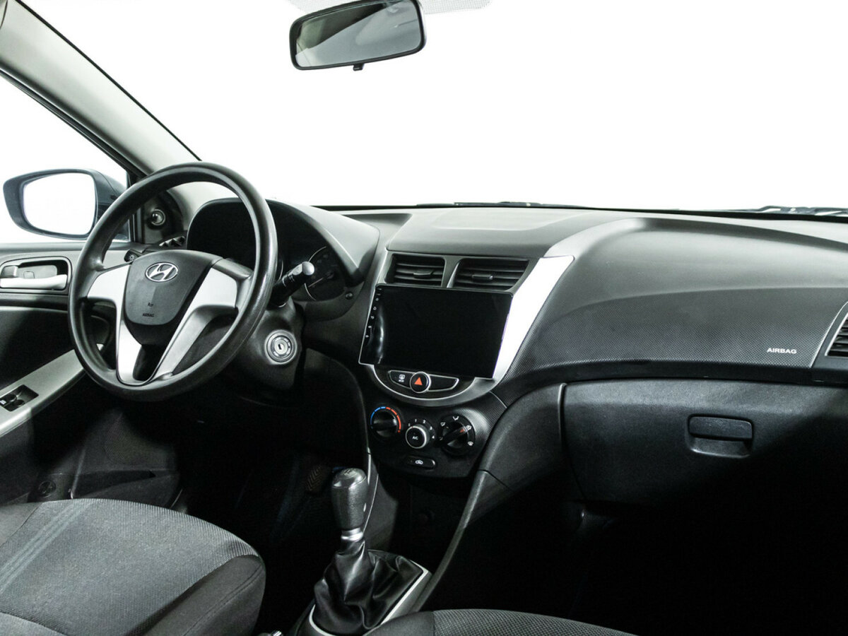 Купить Hyundai Solaris I, 2011, 141 688 км, фото №9