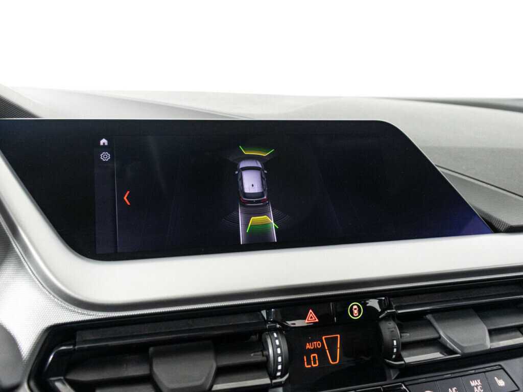 Купить BMW 1 серии 120d xDrive, 2019, 140 424 км, фото №16