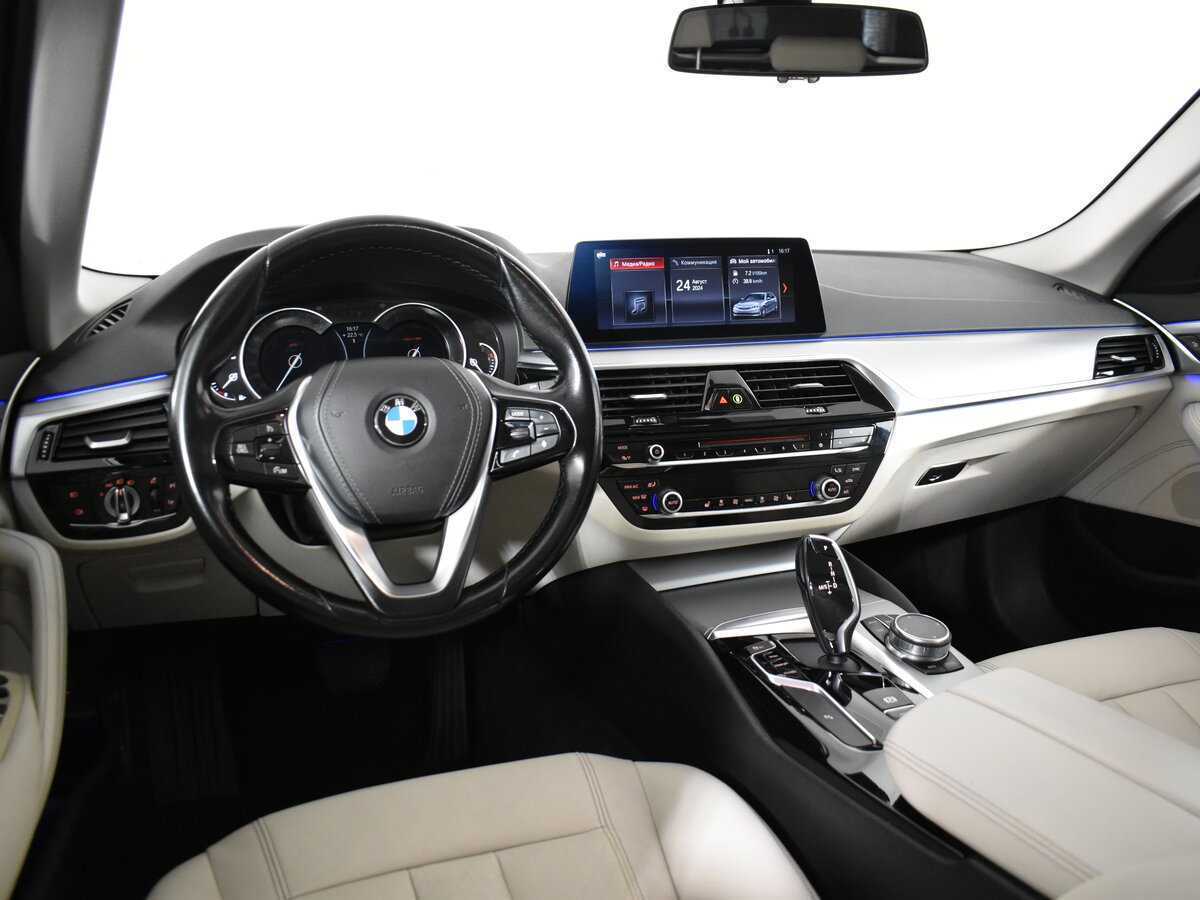 Купить BMW 5 серии 530d xDrive, 2018, 176 000 км, фото №14