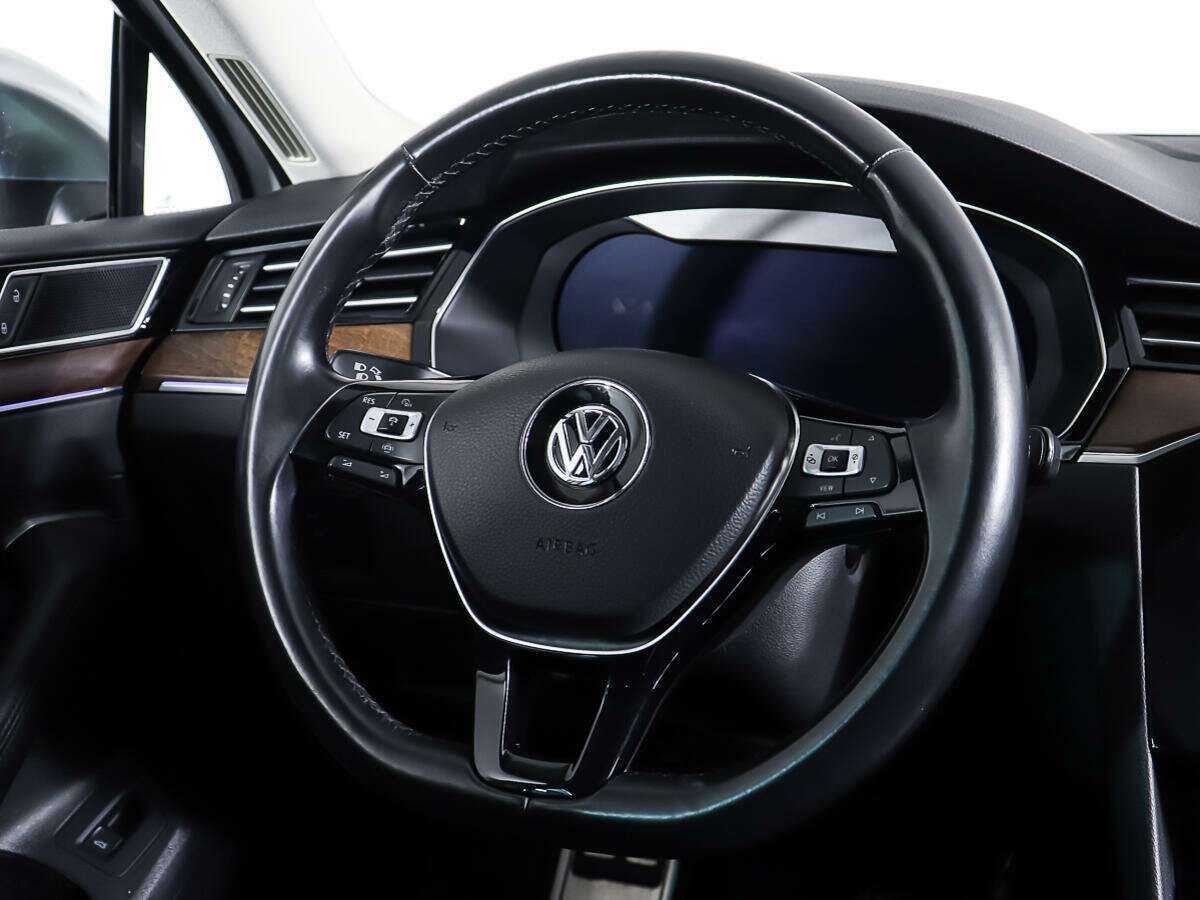 Купить Volkswagen Passat Alltrack, 2018, 60 115 км, фото №15