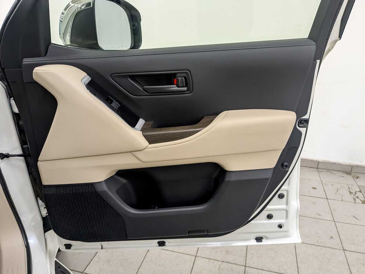 Купить Toyota Land Cruiser, 2022, 2 600 км, фото №24