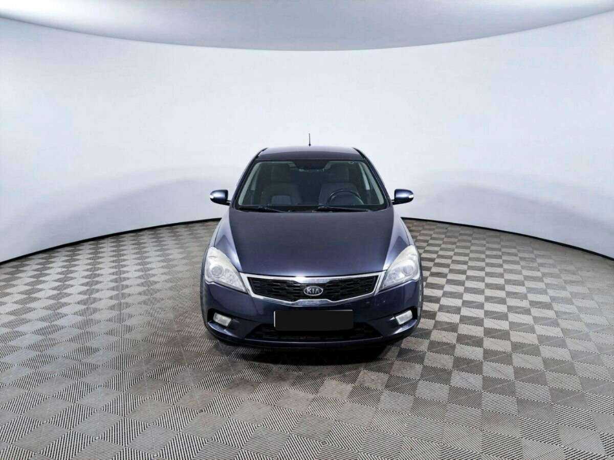 Купить Kia Ceed, 2010, 239 500 км, фото №2
