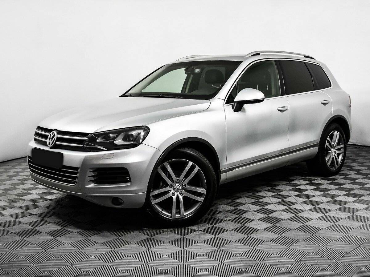 Купить Volkswagen Touareg, 2011, 357 380 км, фото №1