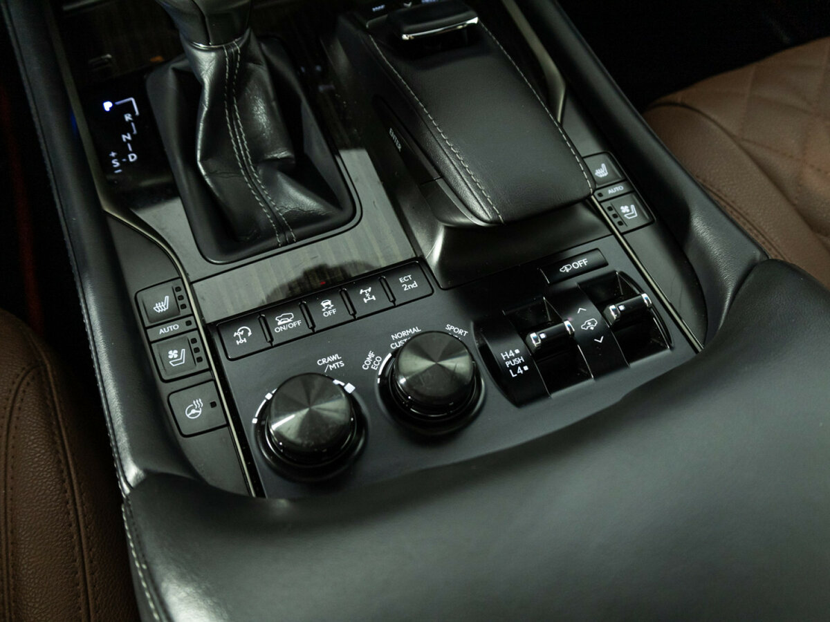 Купить Lexus LX 570 III Рестайлинг 2, 2020, 119 540 км, фото №22