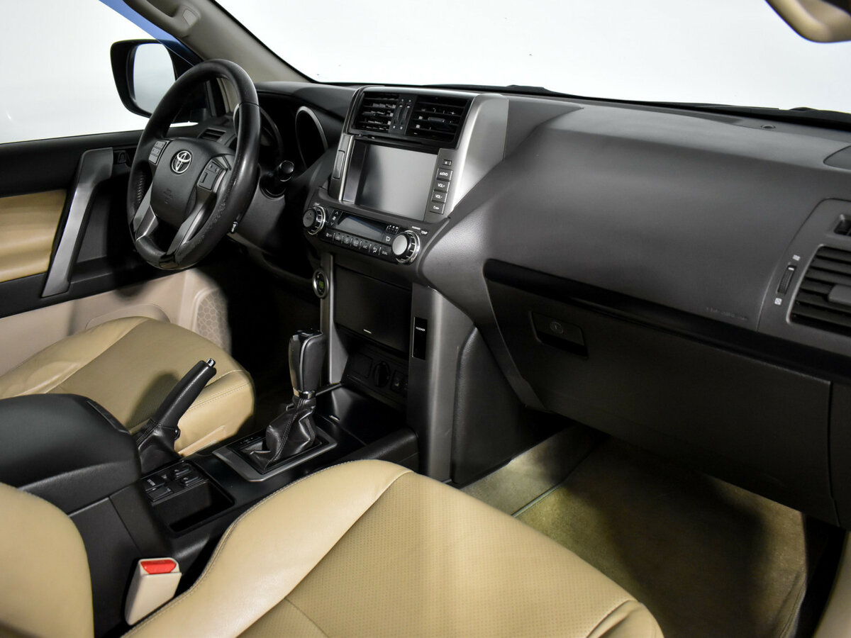 Купить Toyota Land Cruiser Prado 150 Series, 2011, 430 000 км, фото №12