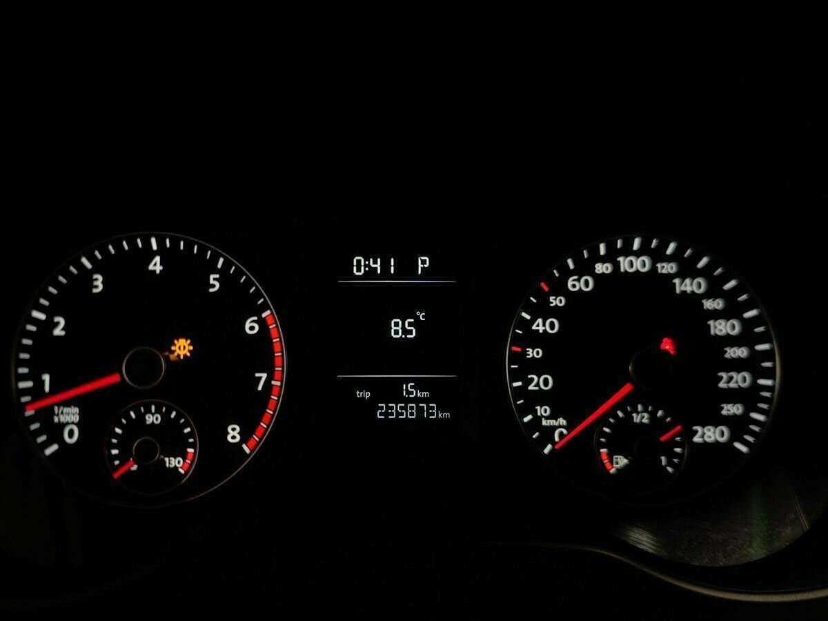 Купить Volkswagen Jetta, 2011, 235 873 км, фото №11