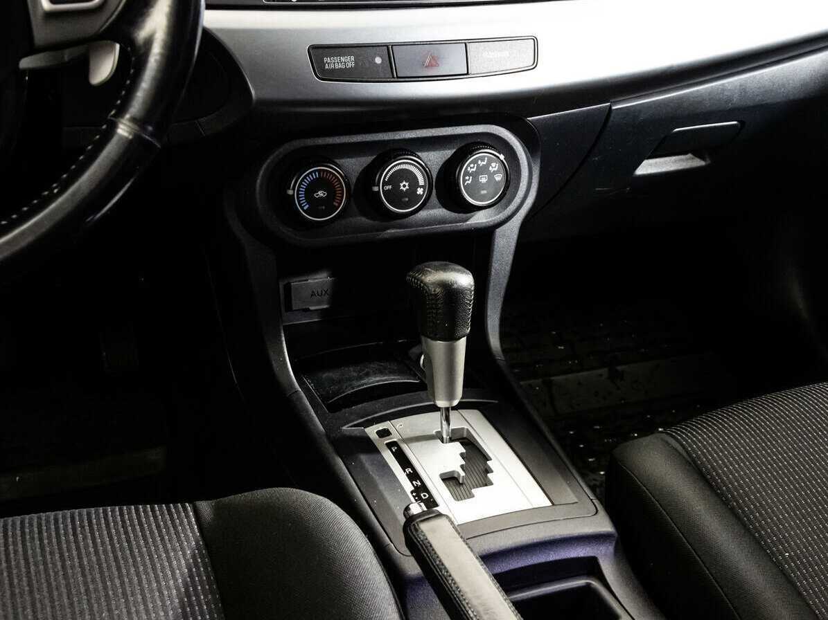 Купить Mitsubishi Lancer, 2010, 210 819 км, фото №12
