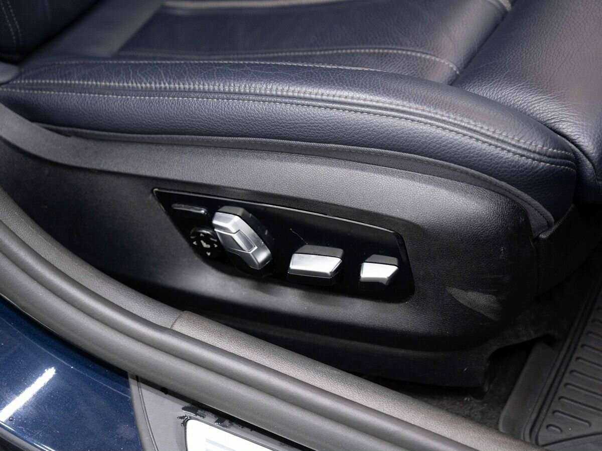 Купить BMW 5 серии 520d xDrive, 2017, 105 599 км, фото №29