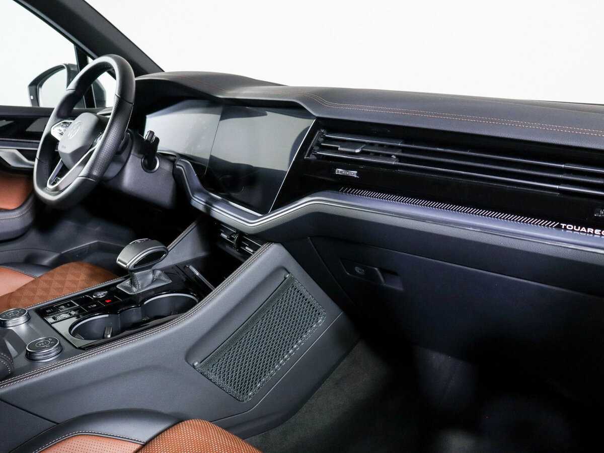 Купить Volkswagen Touareg, 2023, 7 751 км, фото №9