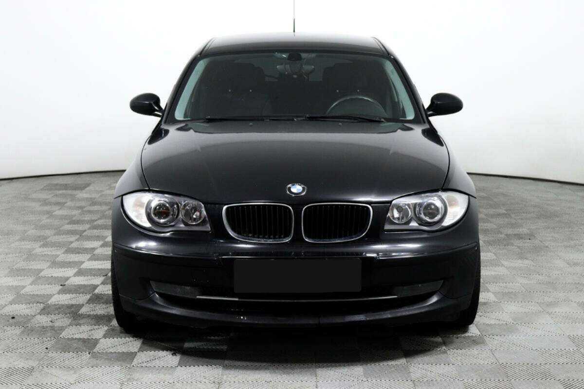 Купить BMW 1 серии 120i, 2009, 167 366 км, фото №2