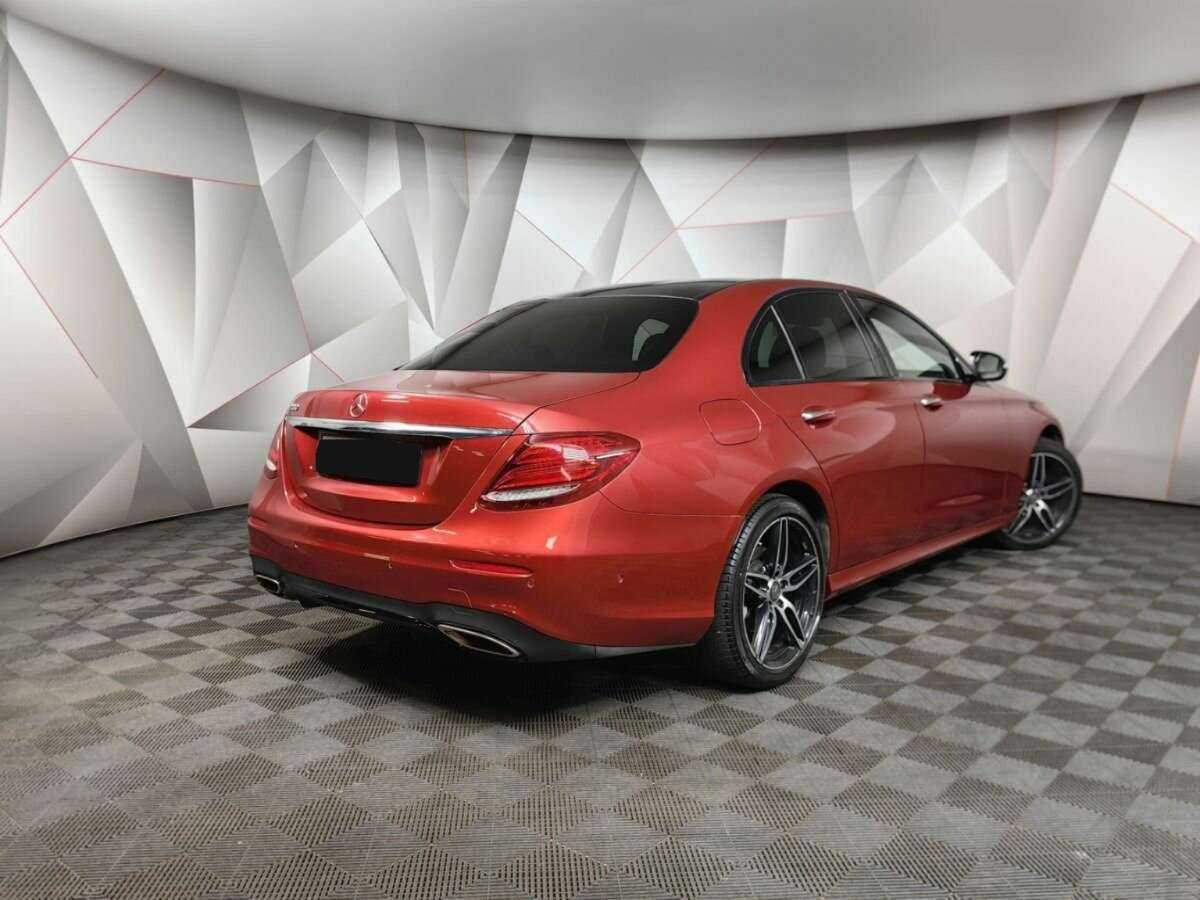 Купить Mercedes-Benz E-Класс 200, 2016, 100 122 км, фото №2