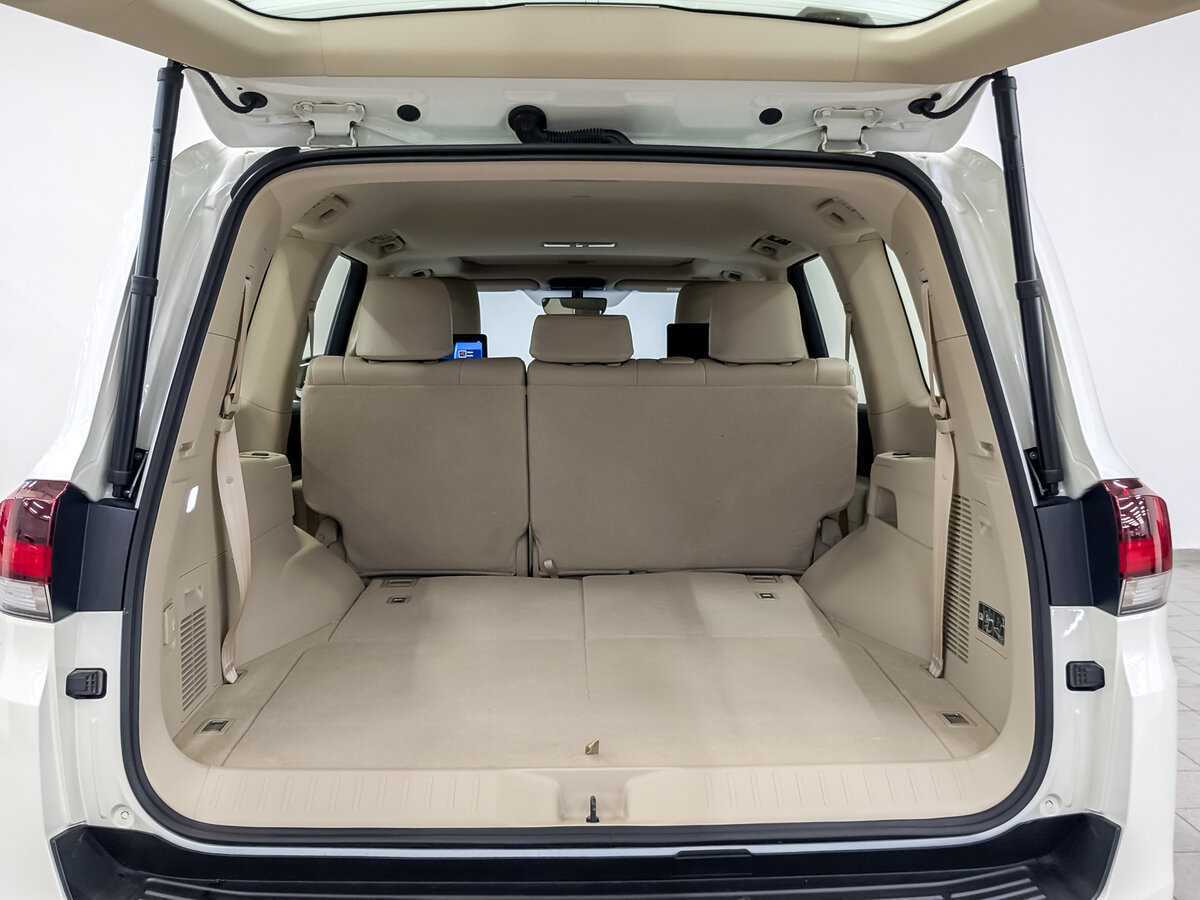 Купить Toyota Land Cruiser, 2022, 2 600 км, фото №10
