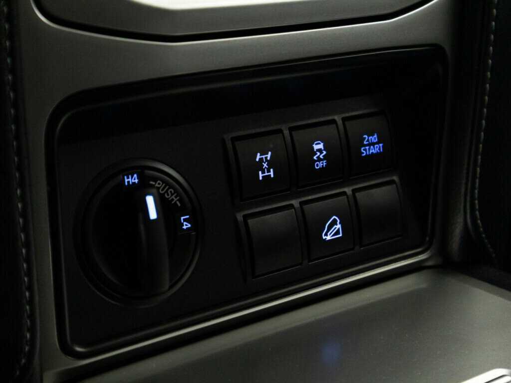Купить Toyota Land Cruiser Prado, 2022, 7 085 км, фото №19