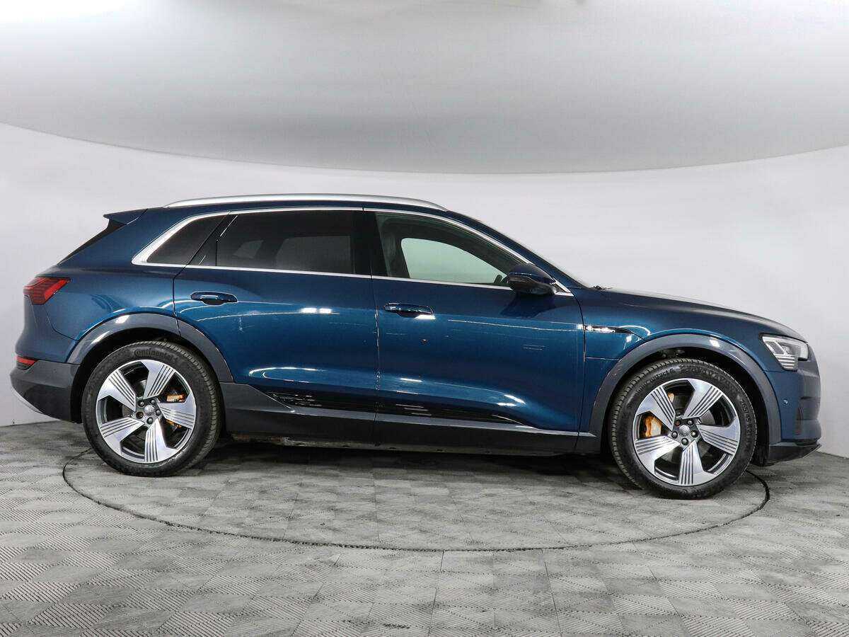 Купить Audi e-tron 55, 2020, 70 009 км, фото №4