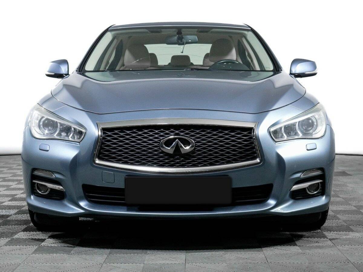 Купить Infiniti Q50, 2015, 86 484 км, фото №2