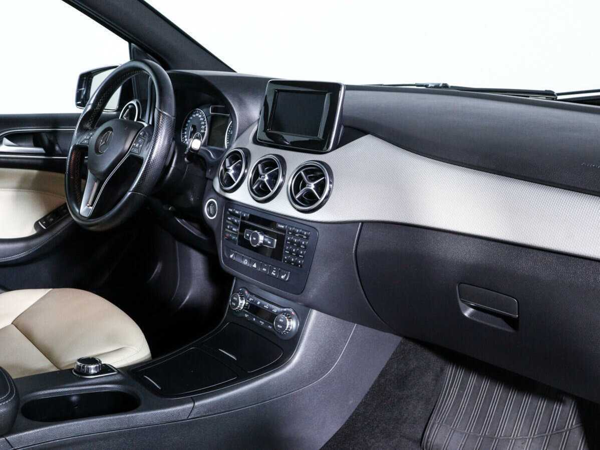Купить Mercedes-Benz B-Класс 200, 2013, 60 000 км, фото №9