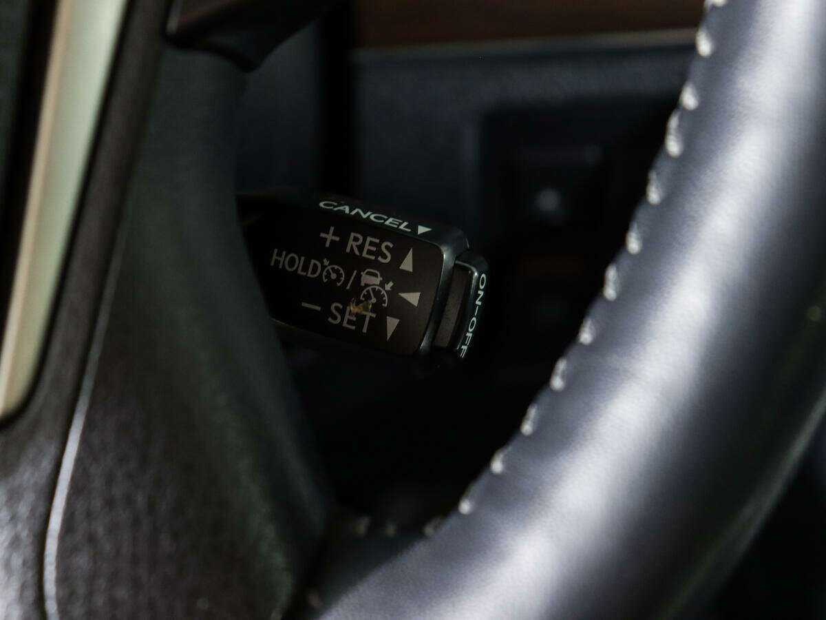 Купить Toyota Land Cruiser, 2017, 129 210 км, фото №18