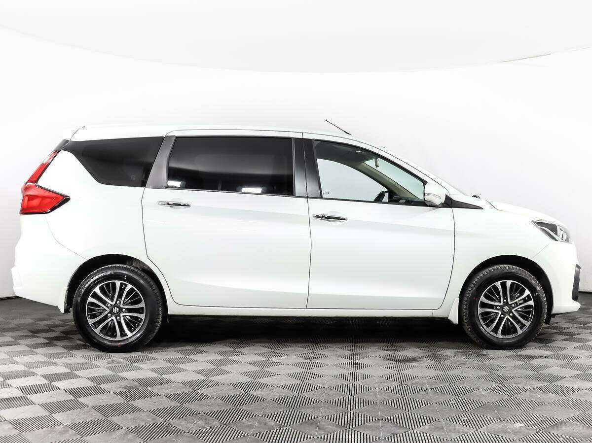 Купить Suzuki Ertiga, 2022, 16 965 км, фото №4